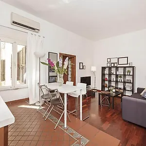  Apartament 4bnb - Vatican Doors Flat