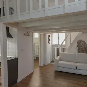  Apartment New Loft In The Heart Of 2 Italy