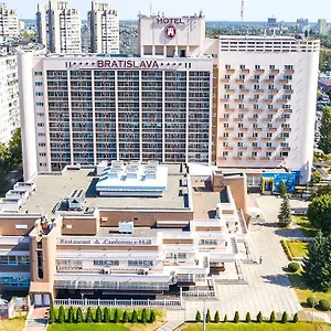 **** Отель братислава Украина